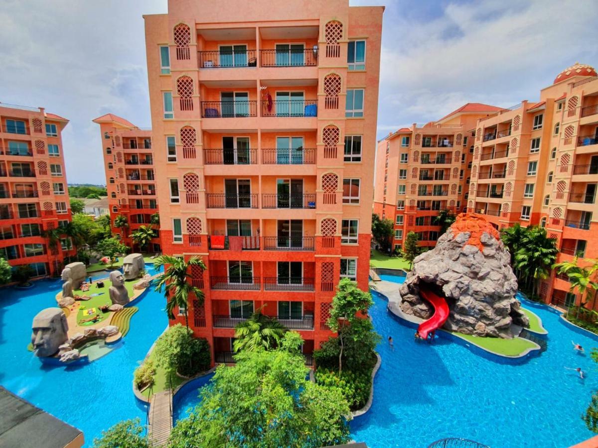 Seven Seas Condo By Dmitrii Praia de Jomtien Exterior foto