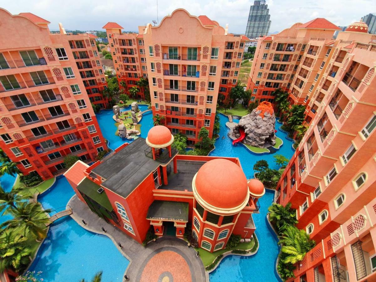 Seven Seas Condo By Dmitrii Praia de Jomtien Exterior foto