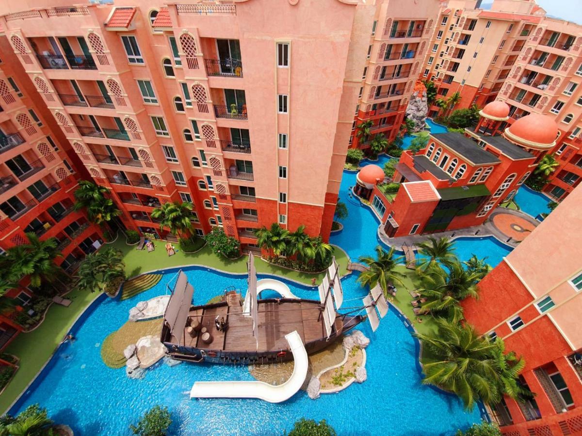 Seven Seas Condo By Dmitrii Praia de Jomtien Exterior foto