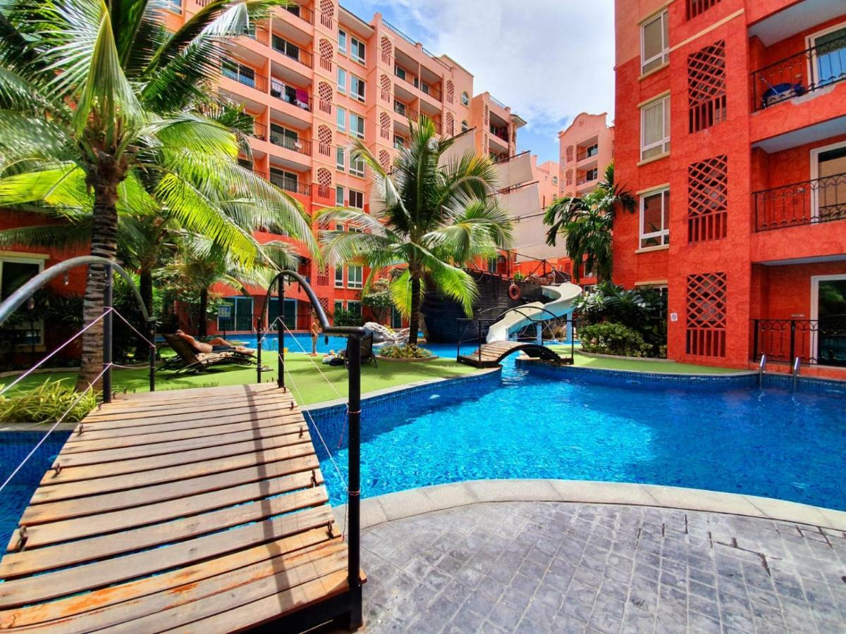 Seven Seas Condo By Dmitrii Praia de Jomtien Exterior foto