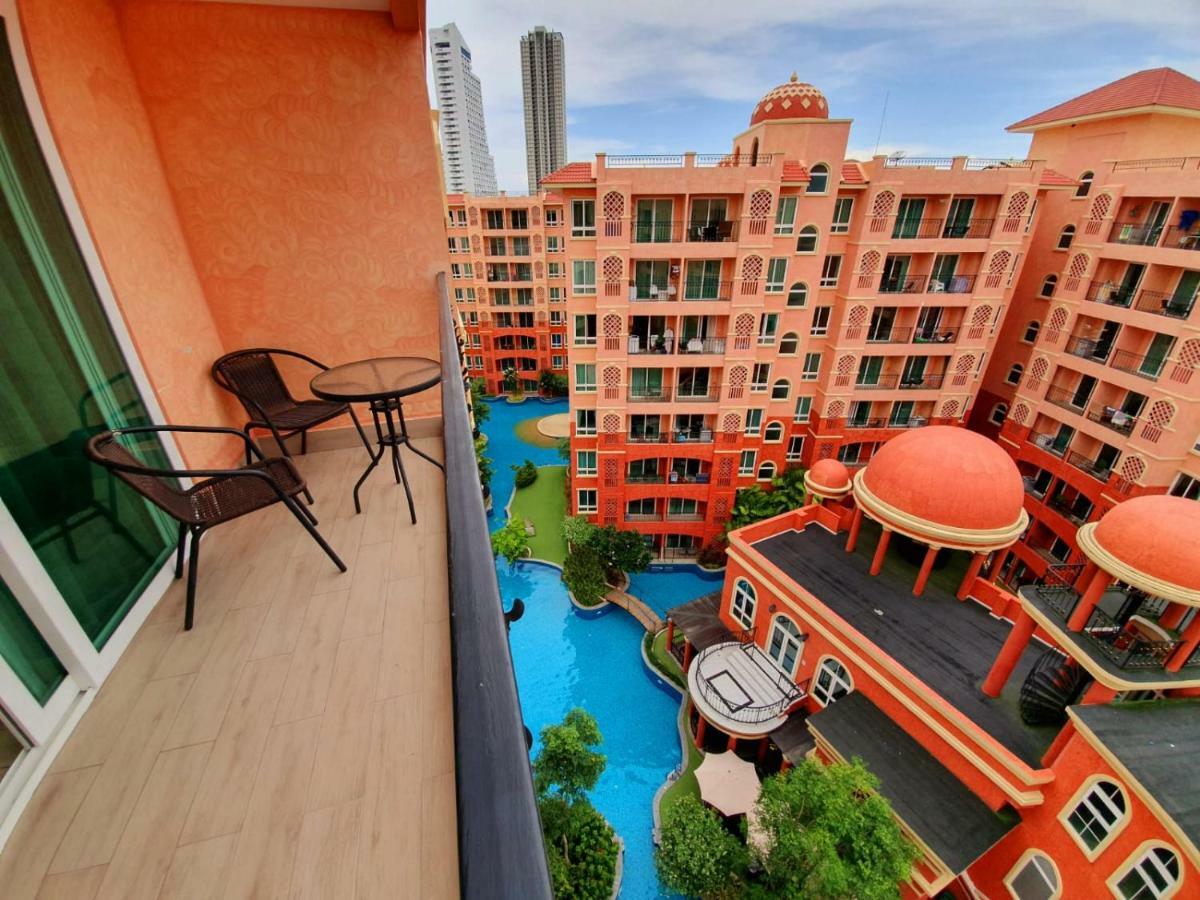 Seven Seas Condo By Dmitrii Praia de Jomtien Exterior foto