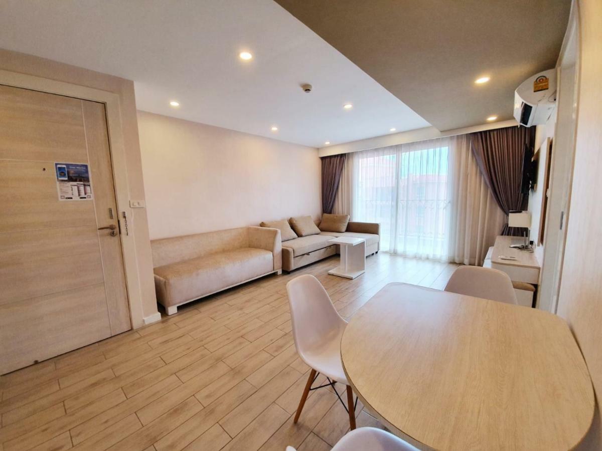Seven Seas Condo By Dmitrii Praia de Jomtien Exterior foto