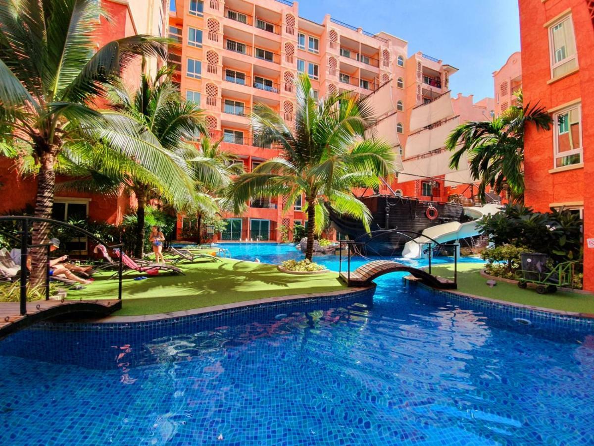 Seven Seas Condo By Dmitrii Praia de Jomtien Exterior foto
