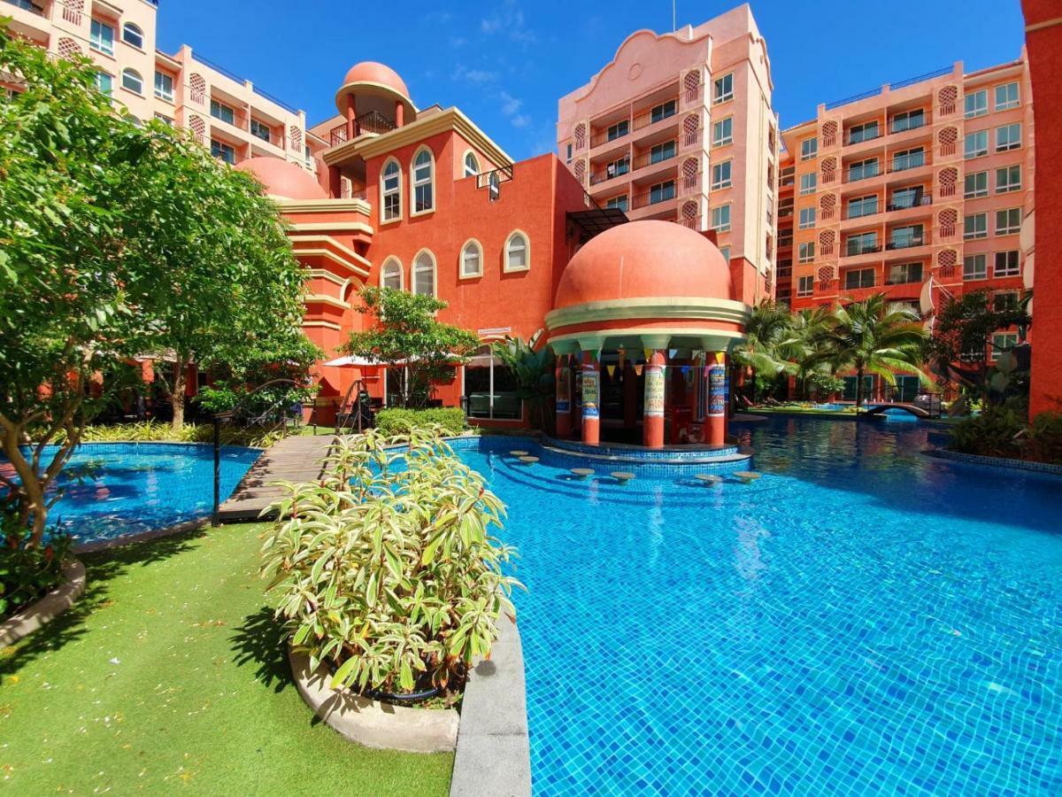 Seven Seas Condo By Dmitrii Praia de Jomtien Exterior foto