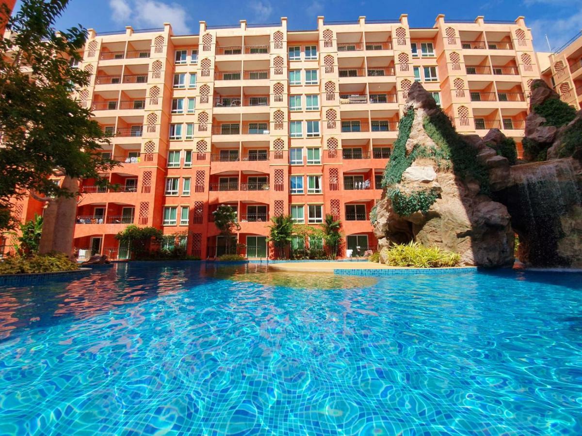 Seven Seas Condo By Dmitrii Praia de Jomtien Exterior foto