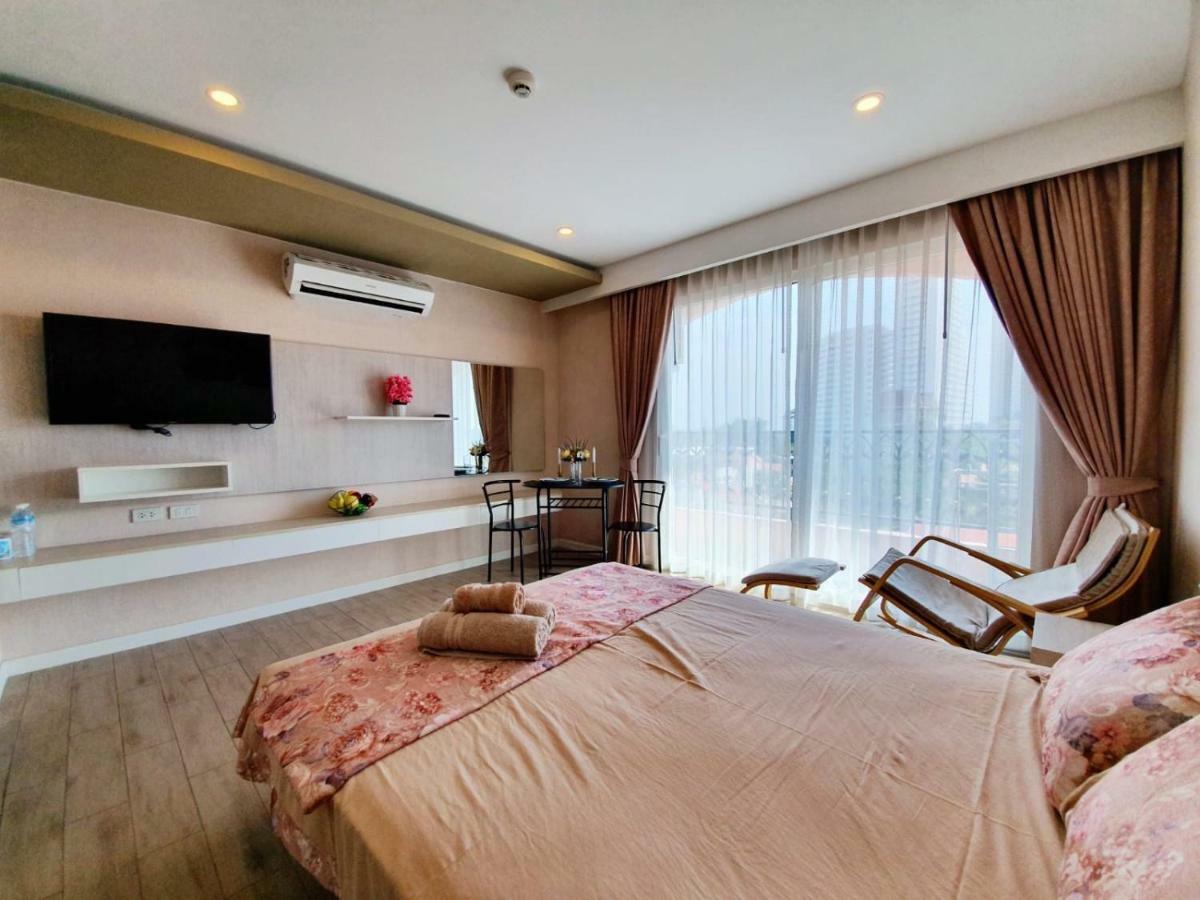 Seven Seas Condo By Dmitrii Praia de Jomtien Exterior foto